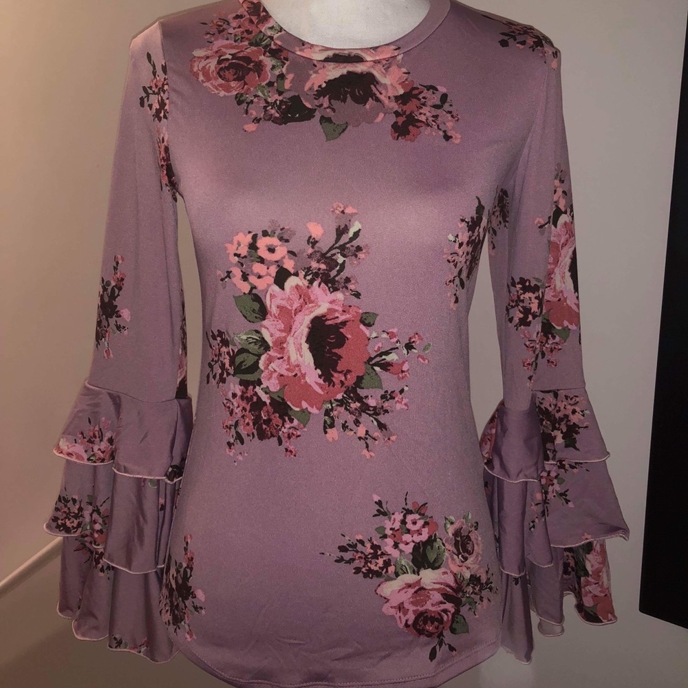 LAYERED RUFFLE LONG BELL SLEEVE TOP - Picture 5 of 6